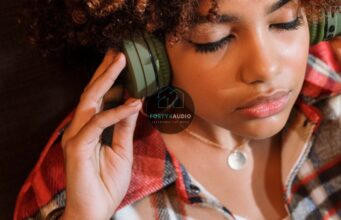 The Best Audiophile Headphones for Wireless Hi-Fi The Best Audiophile Headphones for Wireless Hi-Fi